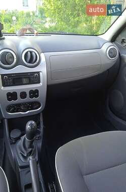 Универсал Dacia Logan MCV 2012 в 