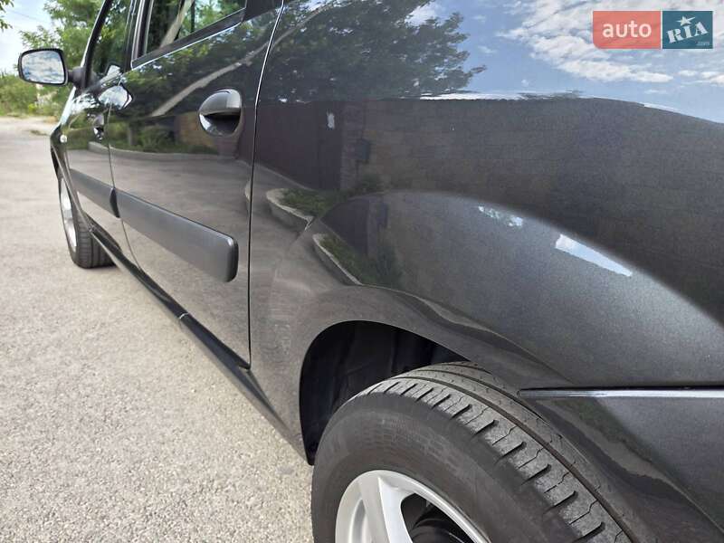 Универсал Dacia Logan MCV 2009 в Каменском
