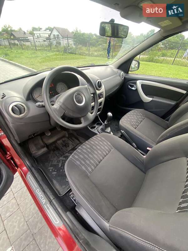 Универсал Dacia Logan MCV 2011 в Ивано-Франковске