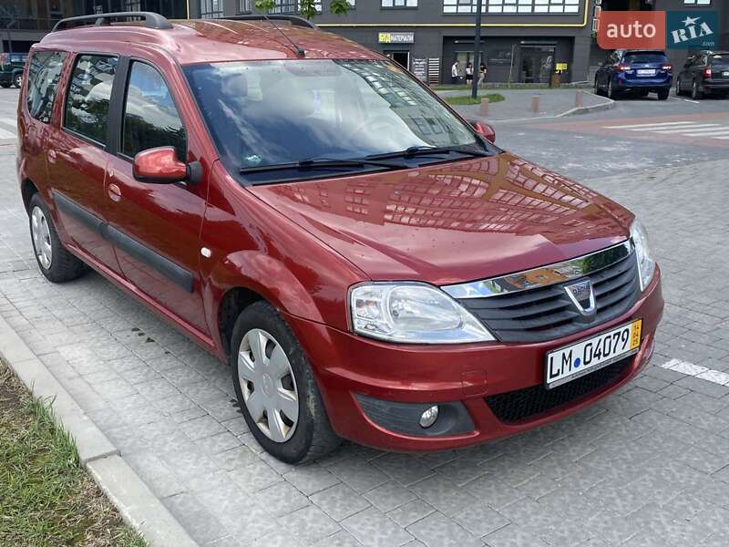 Универсал Dacia Logan MCV 2011 в Ивано-Франковске