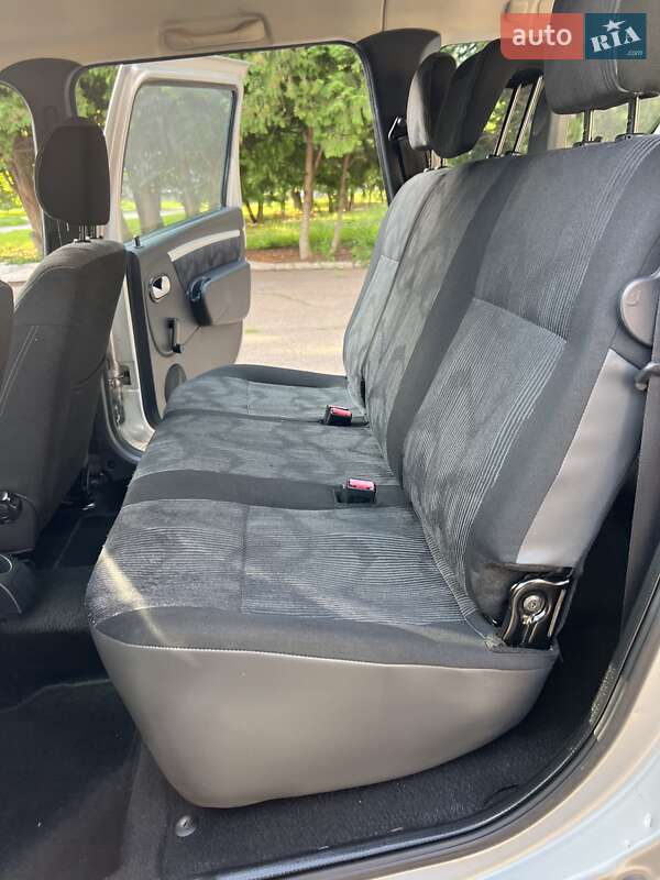 Універсал Dacia Logan MCV 2010 в Ніжині
