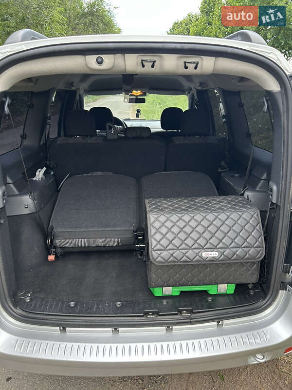 Универсал Dacia Logan MCV 2009 в Умани фото 19 Универсал Dacia Logan MCV 2009 в Умани