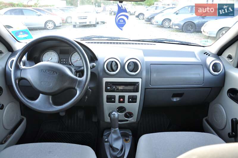 Универсал Dacia Logan MCV 2010 в Львове