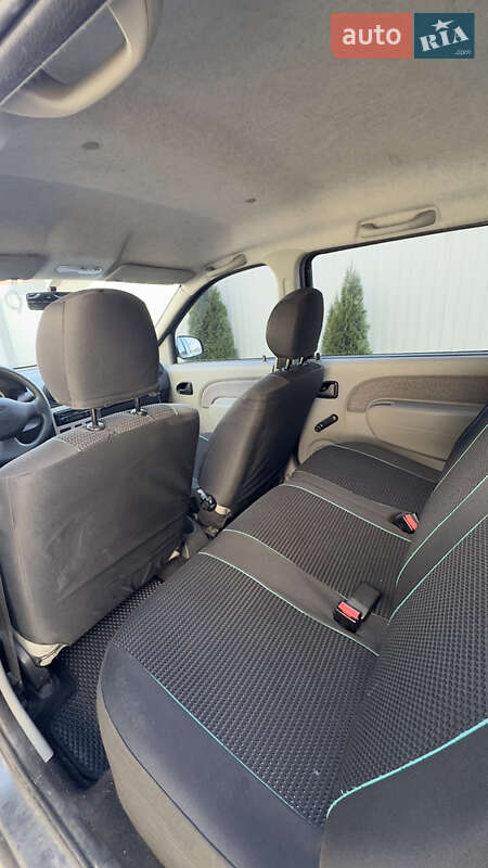 Универсал Dacia Logan MCV 2008 в Буче фото 10 Универсал Dacia Logan MCV 2008 в Буче