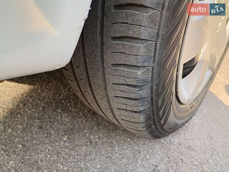 Универсал Dacia Logan MCV 2012 в Калиновке