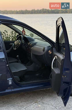 Универсал Dacia Logan MCV 2012 в 
