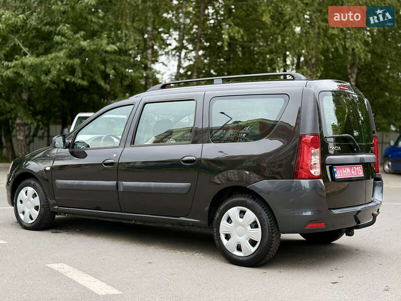 Универсал Dacia Logan MCV 2011 в Тернополе