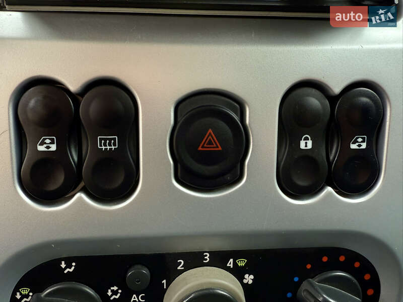 Универсал Dacia Logan MCV 2011 в Тернополе