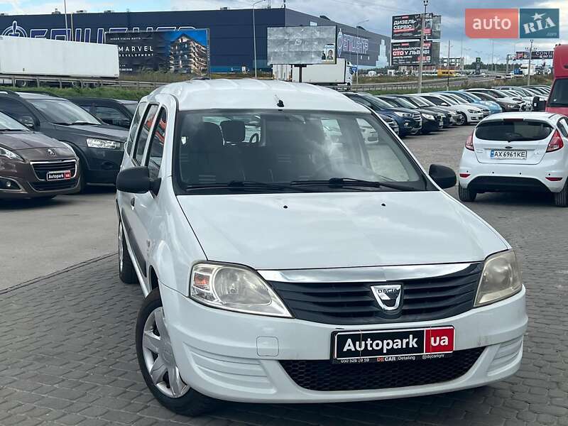 Универсал Dacia Logan MCV 2012 в Львове