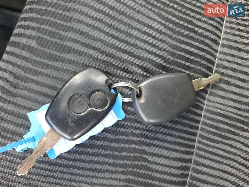 Універсал Dacia Logan MCV 2009 в Полтаві фото 38 Універсал Dacia Logan MCV 2009 в Полтаві