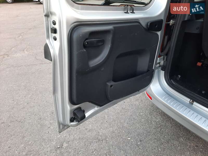 Універсал Dacia Logan MCV 2009 в Полтаві фото 60 Універсал Dacia Logan MCV 2009 в Полтаві