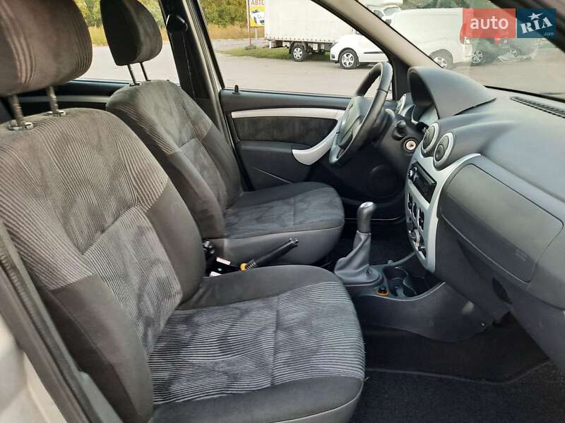Універсал Dacia Logan MCV 2009 в Полтаві фото 81 Універсал Dacia Logan MCV 2009 в Полтаві