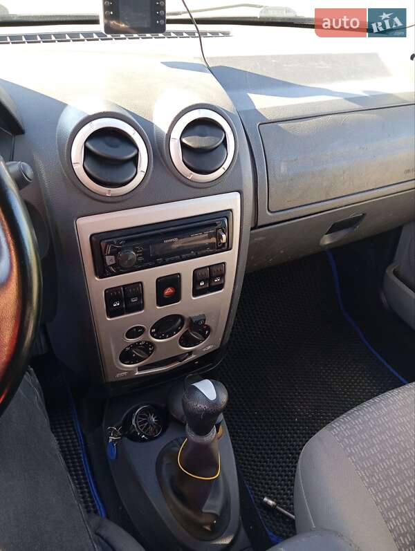 Универсал Dacia Logan MCV 2008 в Полтаве