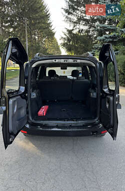 Универсал Dacia Logan MCV 2011 в 