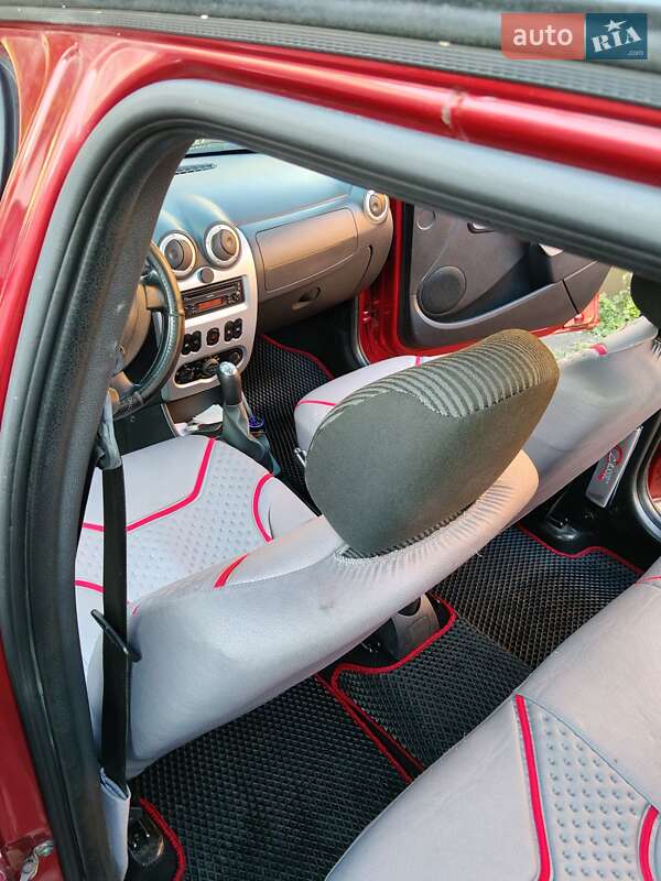 Універсал Dacia Logan MCV 2010 в Львові