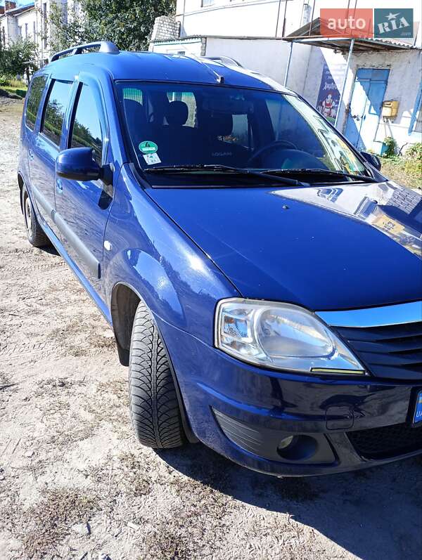Универсал Dacia Logan MCV 2009 в Тростянце