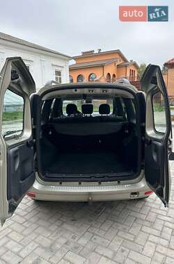 Универсал Dacia Logan MCV 2009 в 