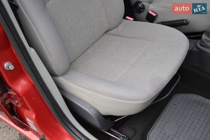 Універсал Dacia Logan MCV 2008 в Білій Церкві фото 21 Універсал Dacia Logan MCV 2008 в Білій Церкві