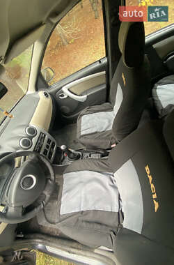 Универсал Dacia Logan MCV 2009 в 