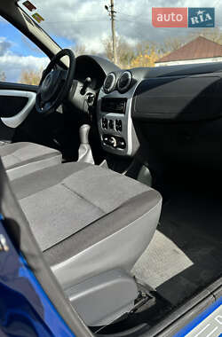 Универсал Dacia Logan MCV 2009 в 