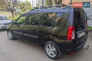 Универсал Dacia Logan MCV 2009 в 