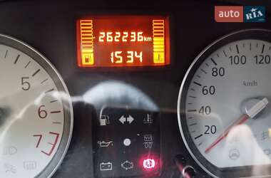 Универсал Dacia Logan MCV 2009 в 