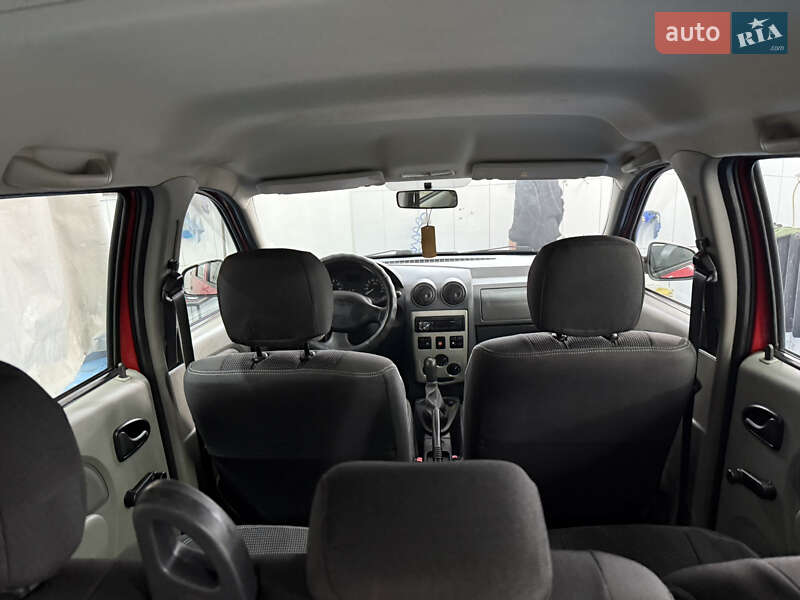 Универсал Dacia Logan MCV 2009 в Днепре фото 32 Универсал Dacia Logan MCV 2009 в Днепре
