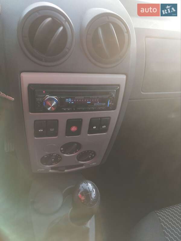 Универсал Dacia Logan MCV 2010 в Львове фото 5 Универсал Dacia Logan MCV 2010 в Львове