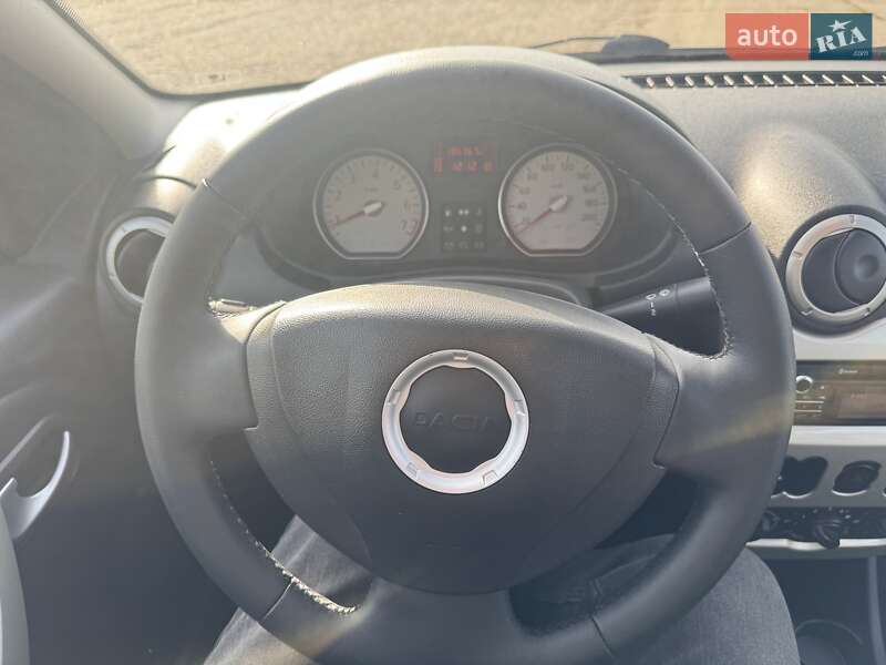 Универсал Dacia Logan MCV 2012 в Ровно фото 42 Универсал Dacia Logan MCV 2012 в Ровно