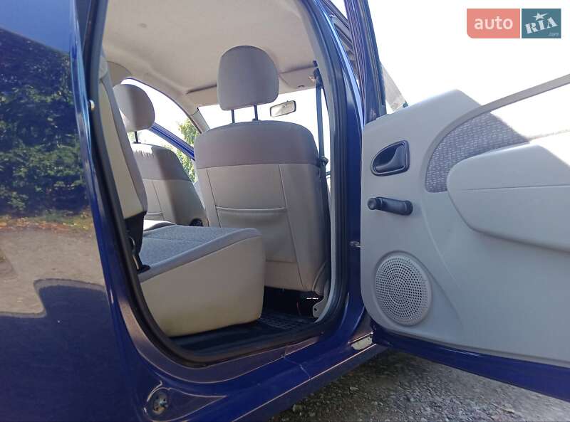 Універсал Dacia Logan MCV 2008 в Чернігові