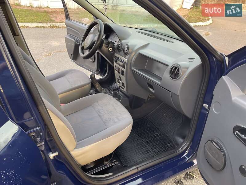 Універсал Dacia Logan MCV 2012 в Києві