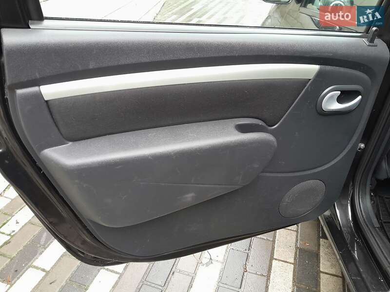 Універсал Dacia Logan MCV 2012 в Красилові