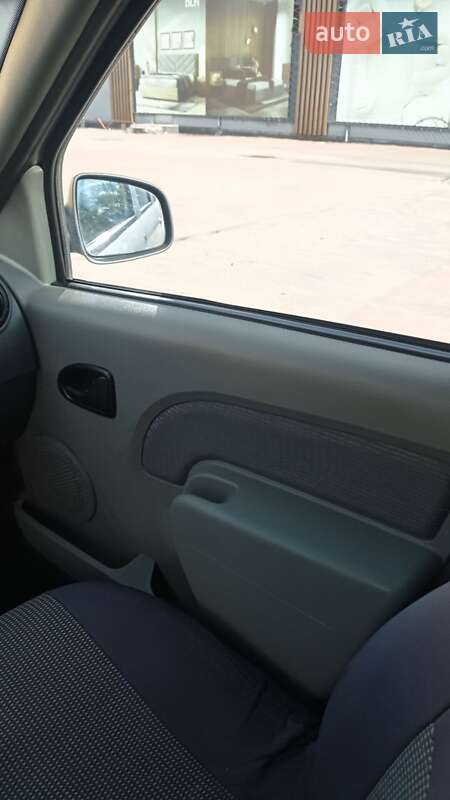 Универсал Dacia Logan MCV 2008 в Житомире фото 5 Универсал Dacia Logan MCV 2008 в Житомире