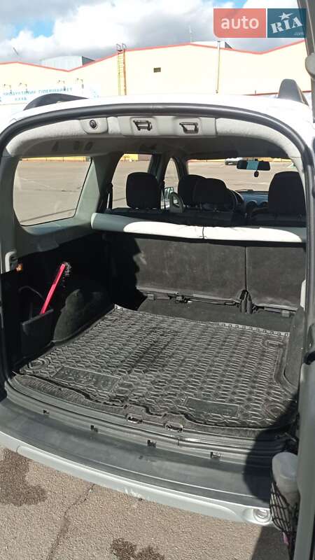 Универсал Dacia Logan MCV 2008 в Житомире фото 22 Универсал Dacia Logan MCV 2008 в Житомире