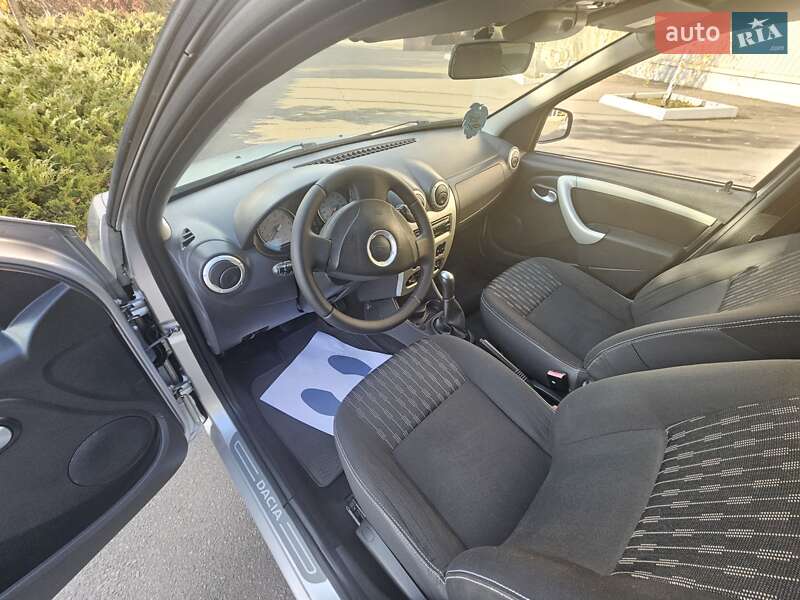 Универсал Dacia Logan MCV 2012 в Полтаве