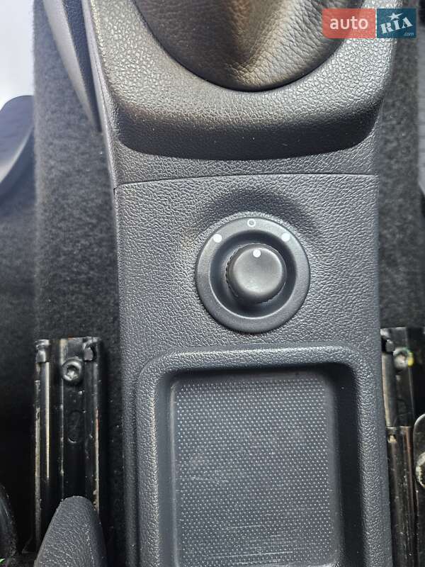 Универсал Dacia Logan MCV 2012 в Полтаве