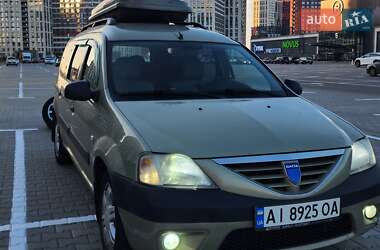 Универсал Dacia Logan MCV 2008 в Киеве