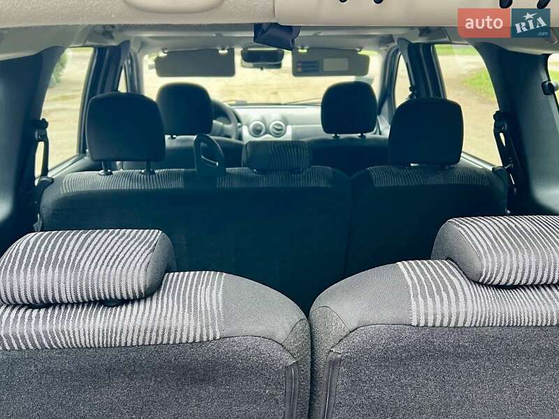 Універсал Dacia Logan MCV 2010 в Умані