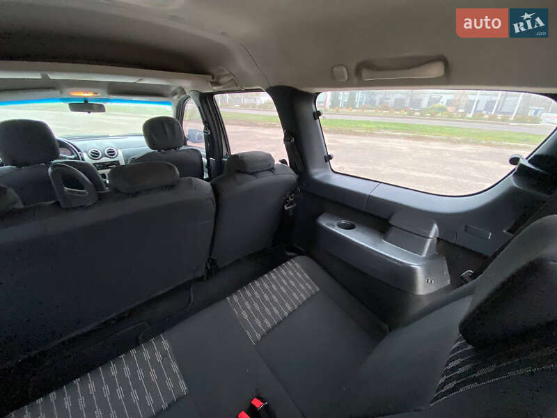 Універсал Dacia Logan MCV 2012 в Кропивницькому