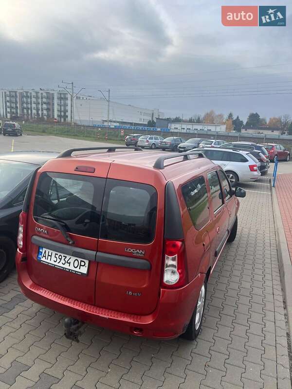 Універсал Dacia Logan MCV 2010 в Краматорську