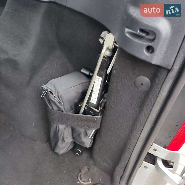 Універсал Dacia Logan MCV 2010 в Кам'янець-Подільському фото 7 Універсал Dacia Logan MCV 2010 в Кам'янець-Подільському