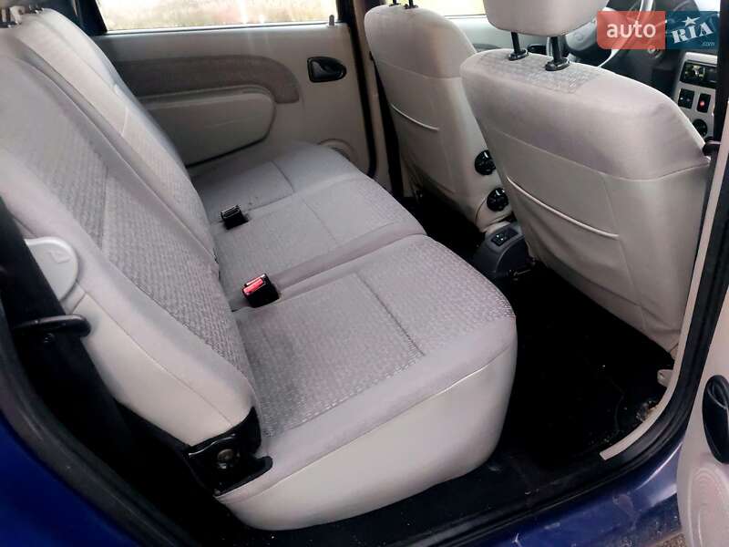 Універсал Dacia Logan MCV 2008 в Чернівцях