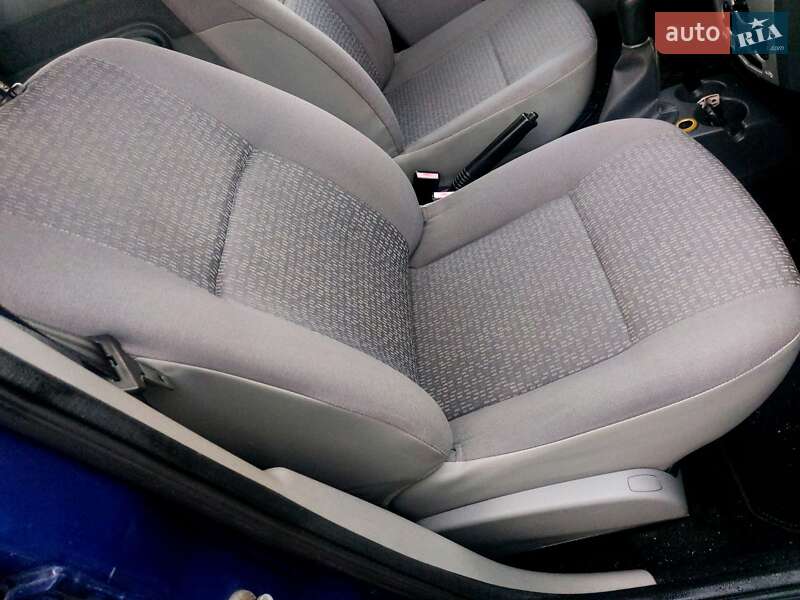 Універсал Dacia Logan MCV 2008 в Чернівцях