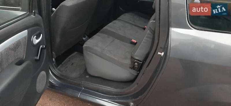 Універсал Dacia Logan MCV 2010 в Чернігові фото 45 Універсал Dacia Logan MCV 2010 в Чернігові