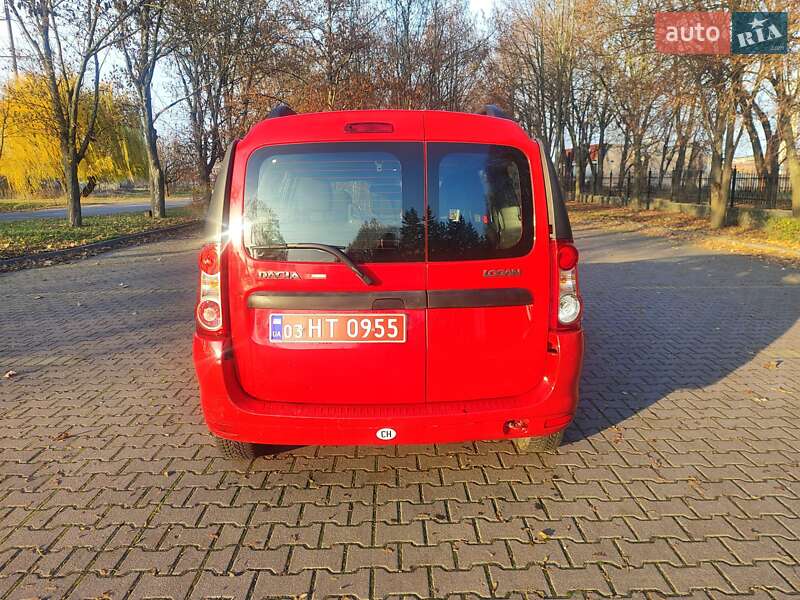Універсал Dacia Logan MCV 2011 в Миргороді