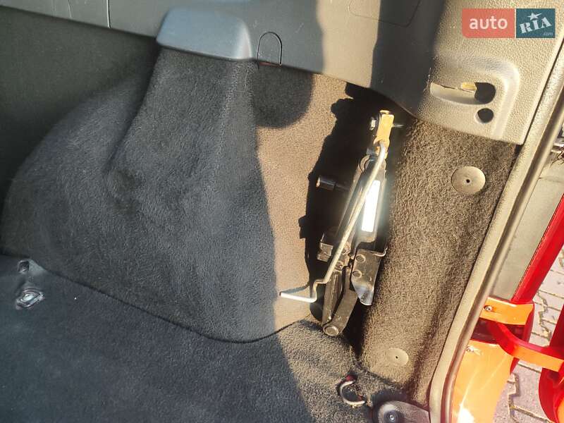 Універсал Dacia Logan MCV 2011 в Миргороді