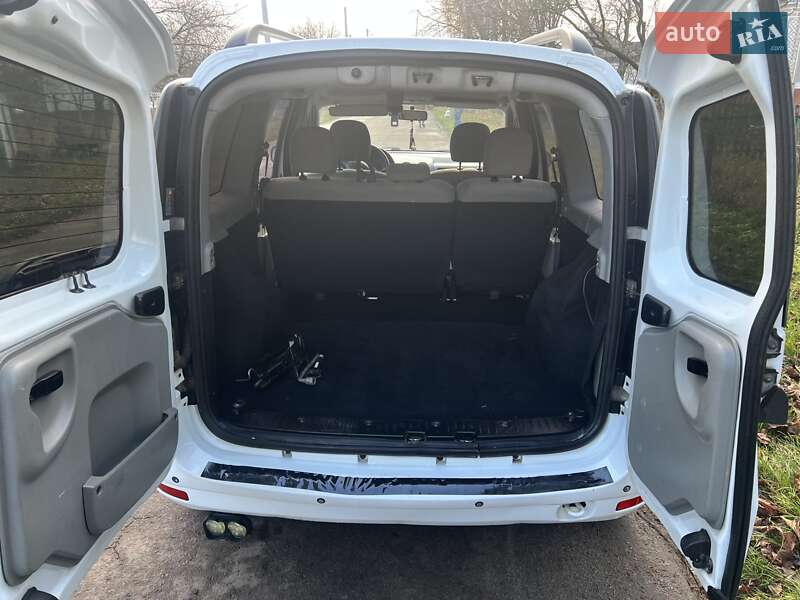 Универсал Dacia Logan MCV 2010 в Луцке