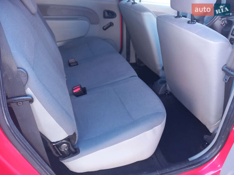 Универсал Dacia Logan MCV 2009 в Тернополе