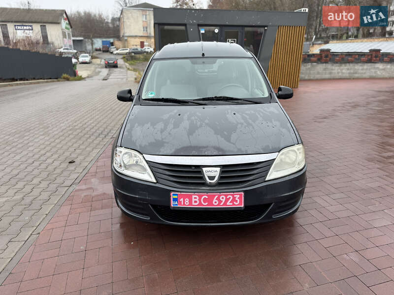 Универсал Dacia Logan MCV 2008 в Ровно