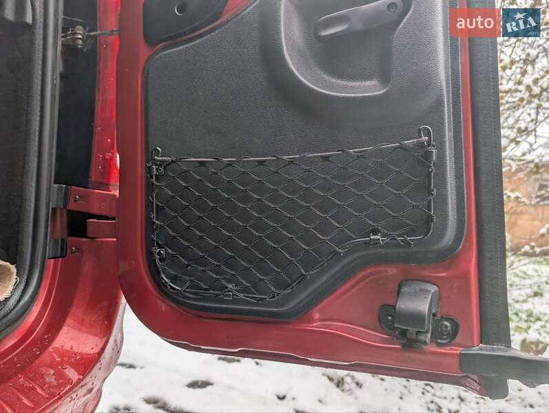 Універсал Dacia Logan MCV 2011 в Рівному